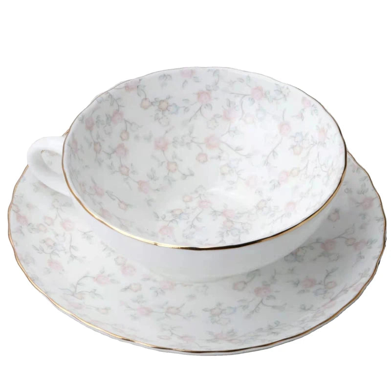 Set Tasse & Soucoupe Anglais Vintage – Élégance Intemporelle en Bone China