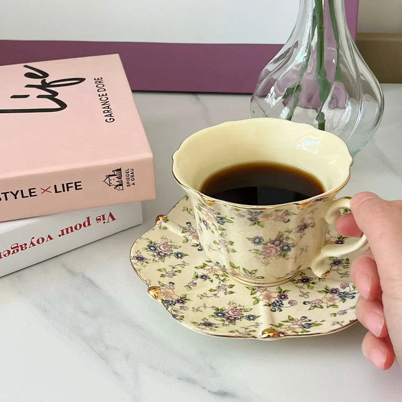 tasse-the-vintage-ceramique-soucoupe-style-francais